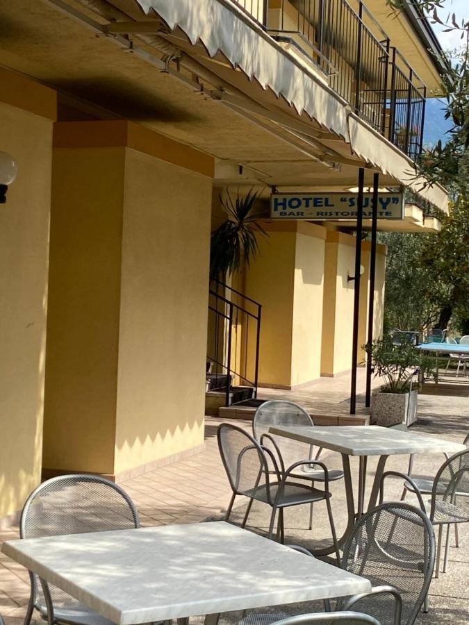 Hotel Susy Limone sul Garda Exterior photo