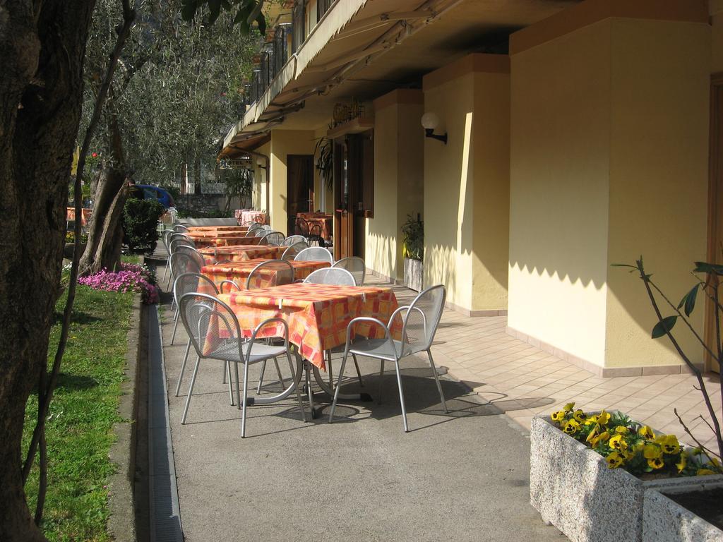 Hotel Susy Limone sul Garda Exterior photo